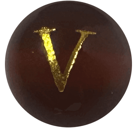 Chữ Onyx đỏ V