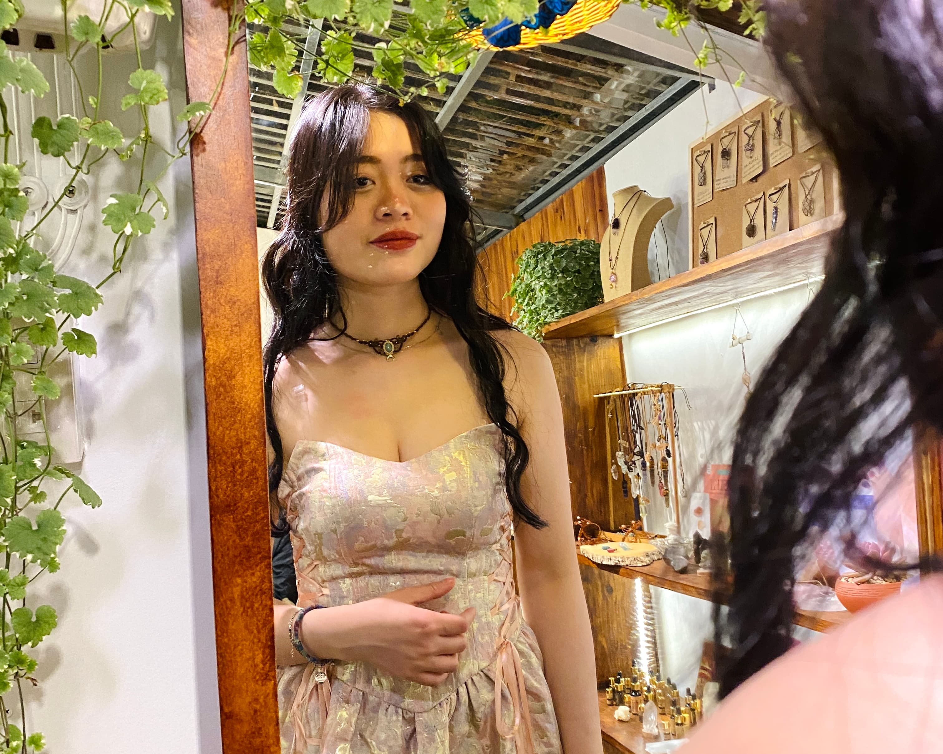 Minh họa bài viết: Unboxing the Extraordinary: The Astris Gallery