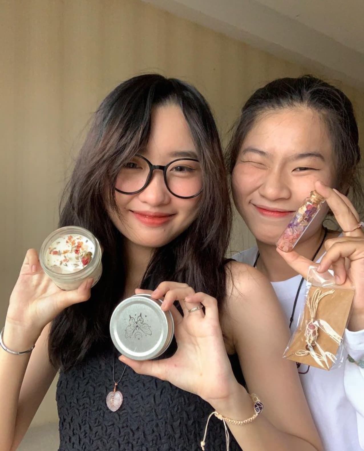 Minh họa bài viết: Vòng đẹp, đeo mát tay